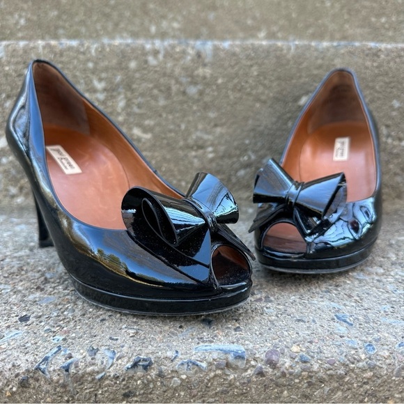 Paul Green Black Patent Leather Heels Pumps Peep Toe Bow Detail - Picture 1 of 7